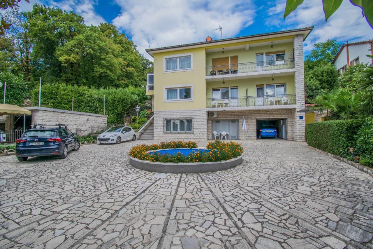 Apartments Anita Near Opatija With Private Parking Matulji Exteriér fotografie